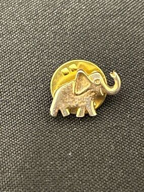 Elephant Lapel Pin in Silver and Gold